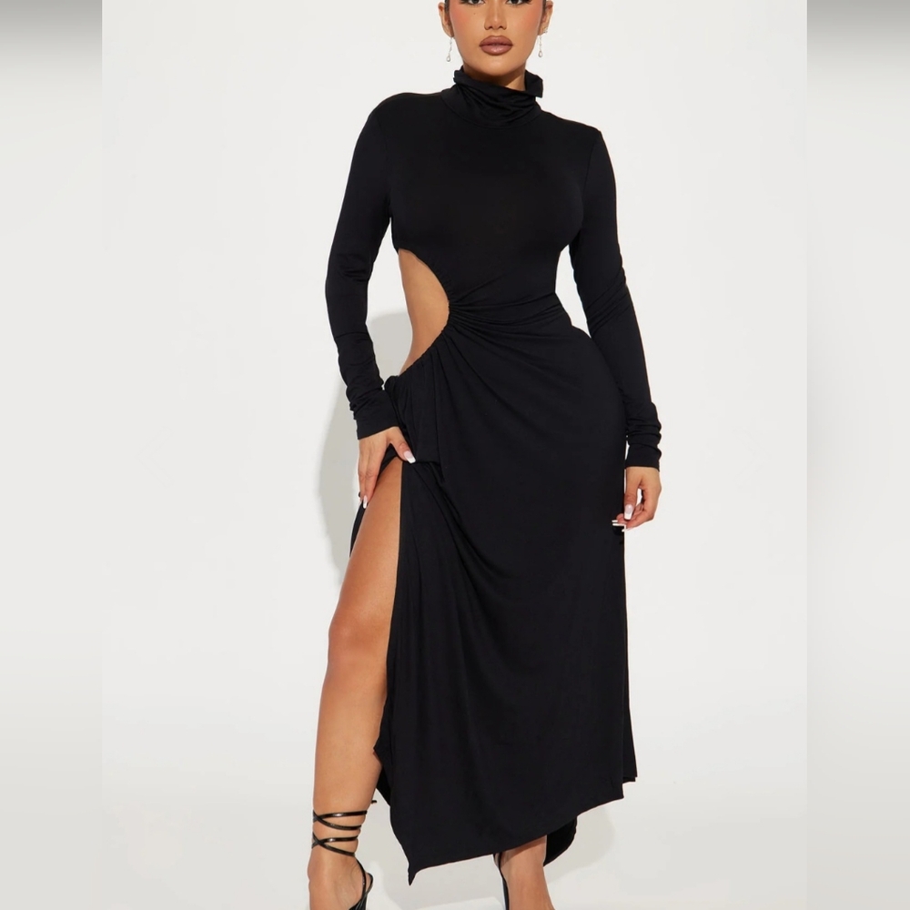 Waist Out Maxi Dress